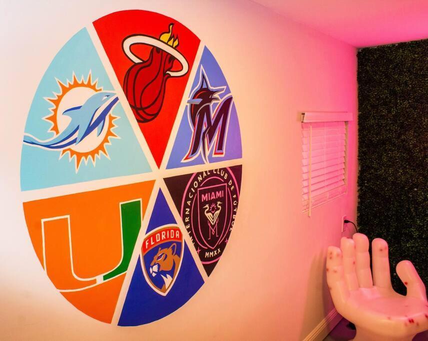 Unique Miami Art Escape W/ Hottub, Arcade & Murals Kültér fotó